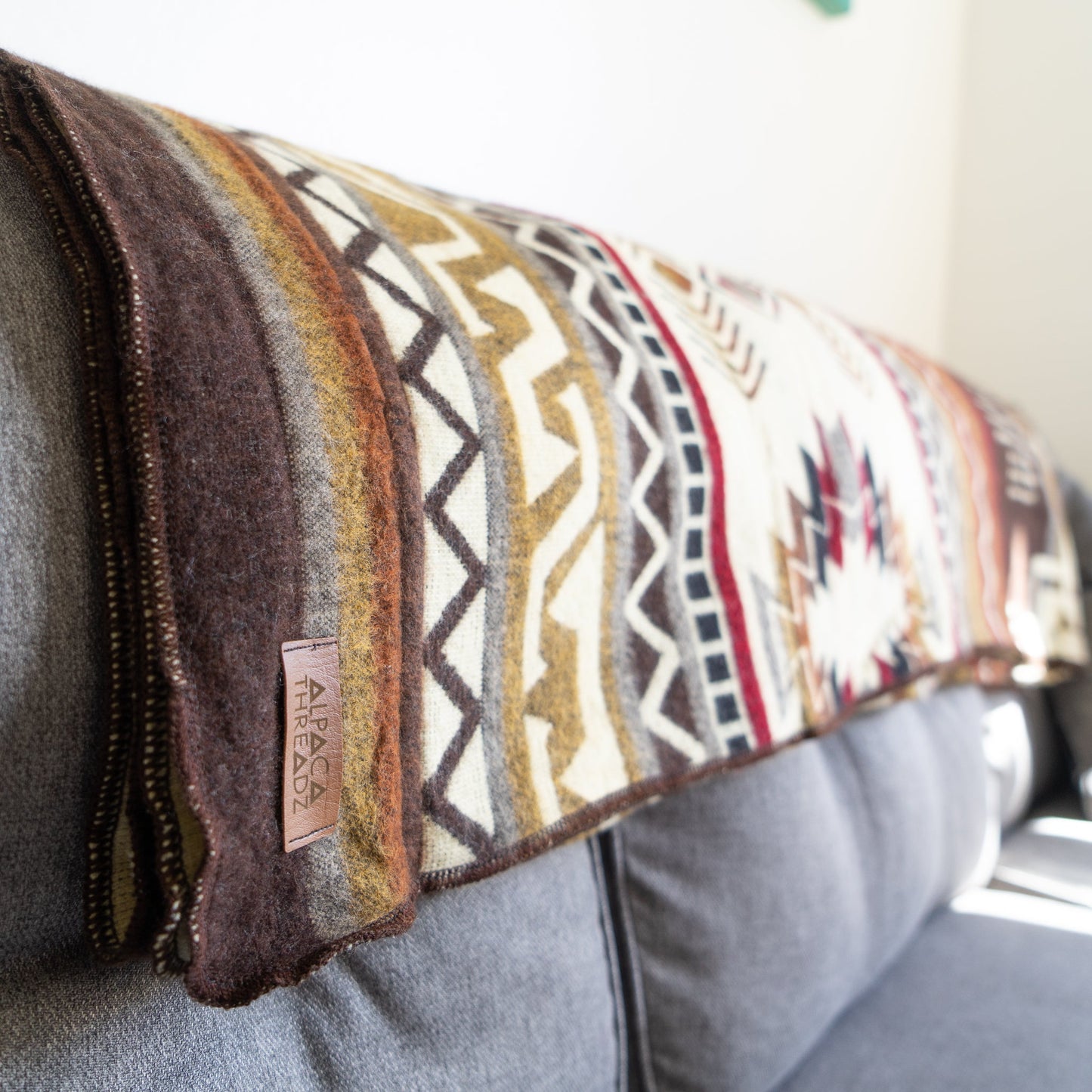Andean Alpaca Wool Blanket - Mountain
