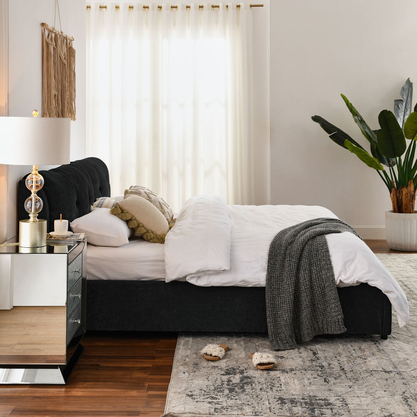 Storage Upholstered Hydraulic Bed w/ Integrated Headboard