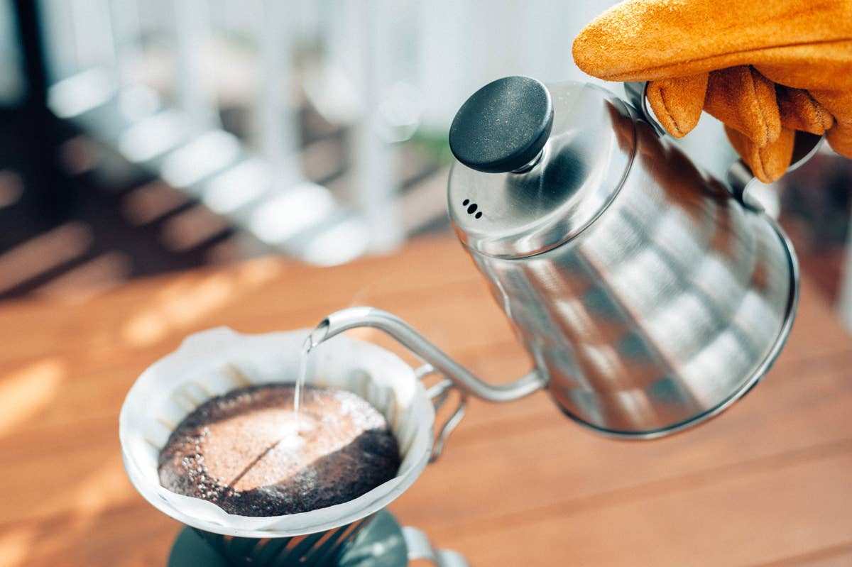 "Buono" Metal Drip KettleHario - Outdoor V60