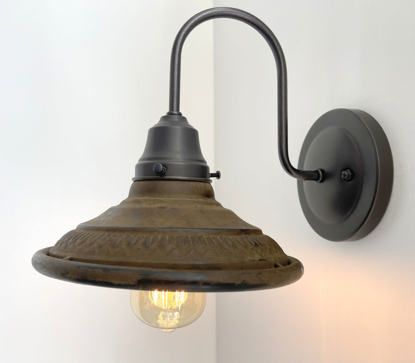 Rustic Wall Sconce Light Fixture