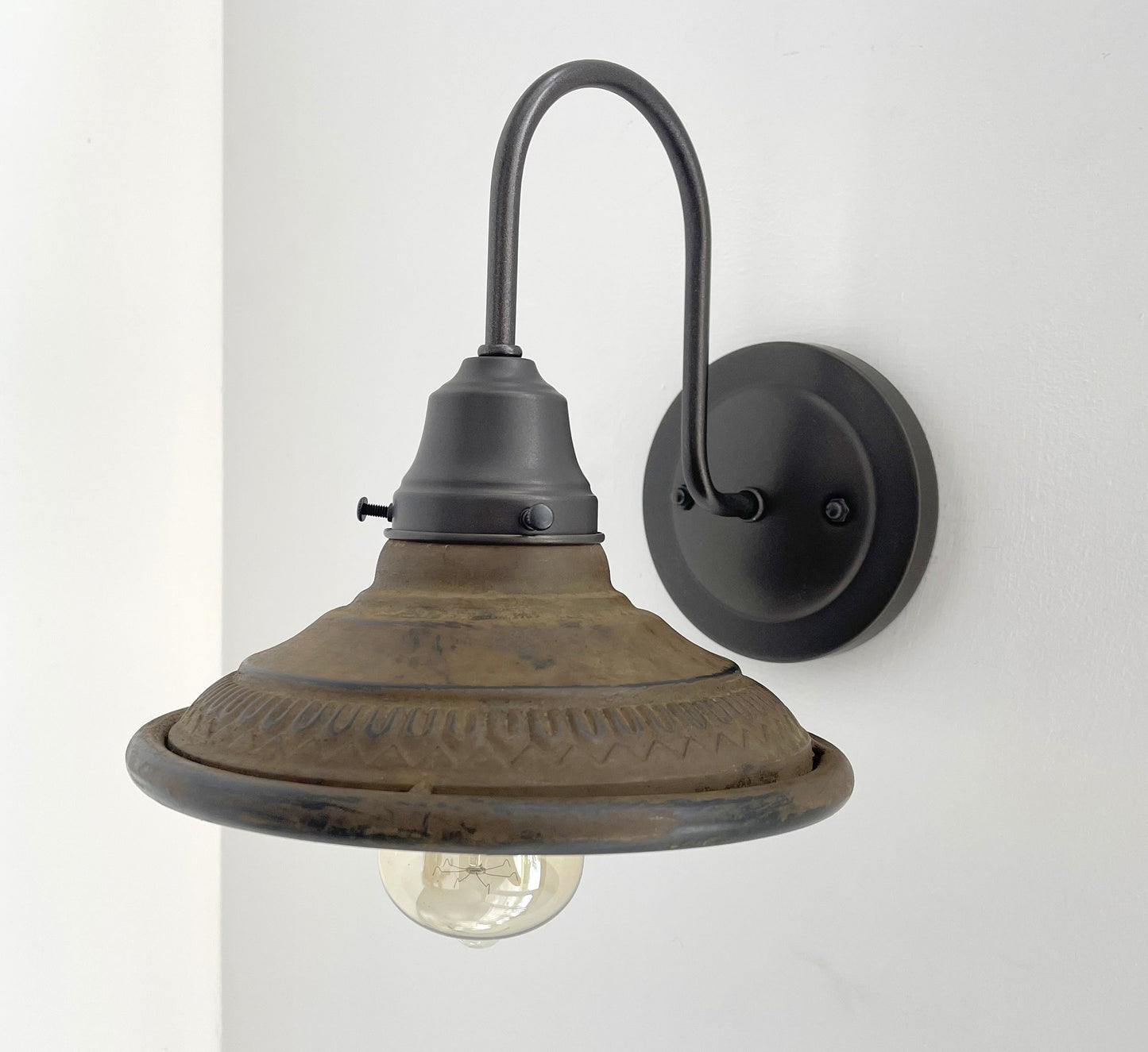 Rustic Wall Sconce Light Fixture